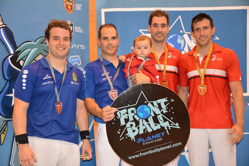 Triplete navarro en Mendillorri